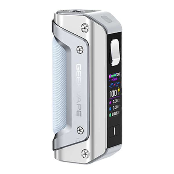 GeekVape Aegis Solo 3 Mod Akkuträger in Silber mit Soft-Touch Oberfläche und Farbbildschirm.